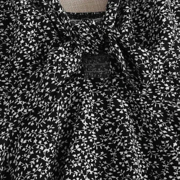 Black Boho Womens Knot Front Allover Plants Cami Top - Picture 4 of 5